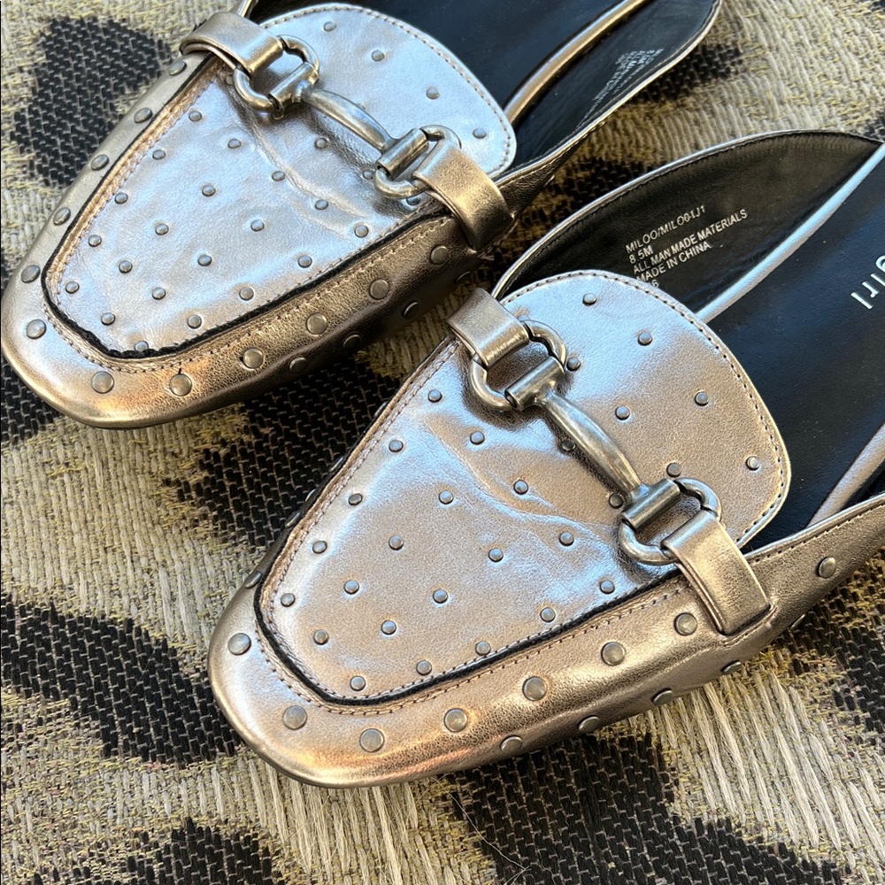 Steve Madden Girl Grey Silver Studded Mules - Picture 9 of 10
